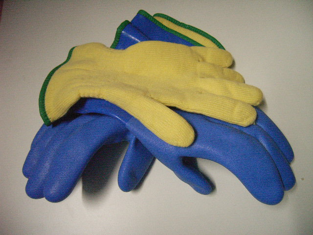 Trockentauchhandschuhe von SHOWA mit festem oder losem Innenfutter in verschiedenen Größen